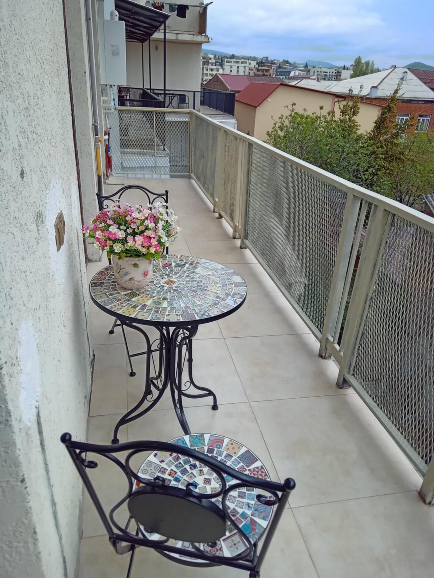 Picasso Apartment Kutaisi Exterior foto